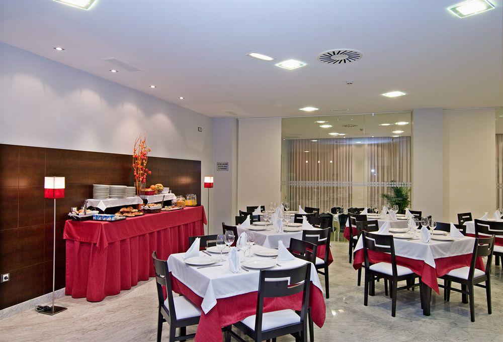 Hotel Castro Real Oviedo Buitenkant foto