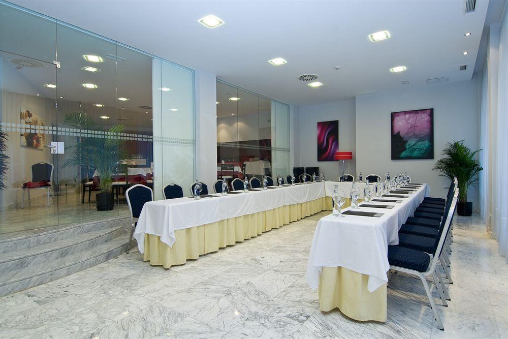 Hotel Castro Real Oviedo Buitenkant foto