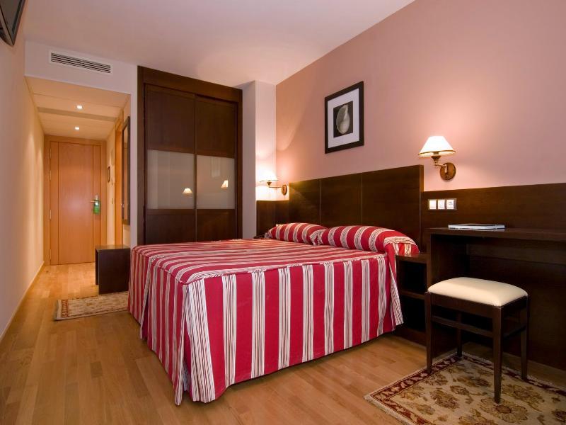 Hotel Castro Real Oviedo Kamer foto