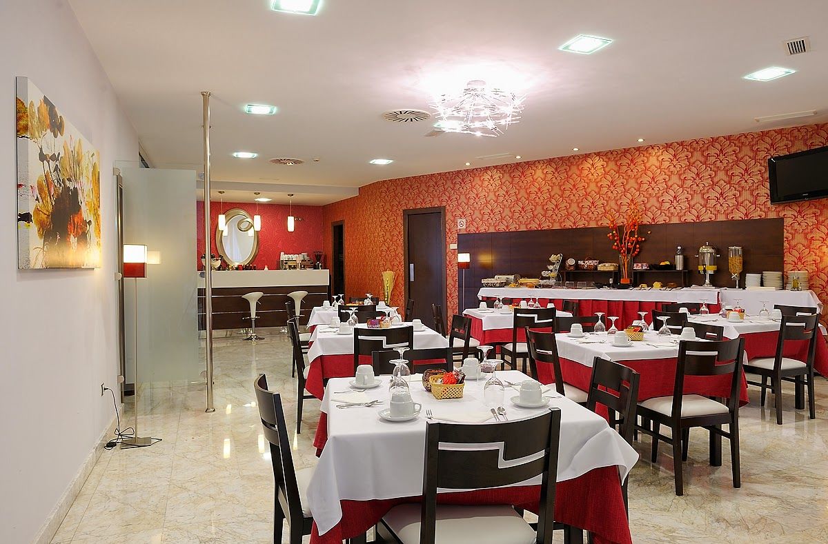 Hotel Castro Real Oviedo Buitenkant foto