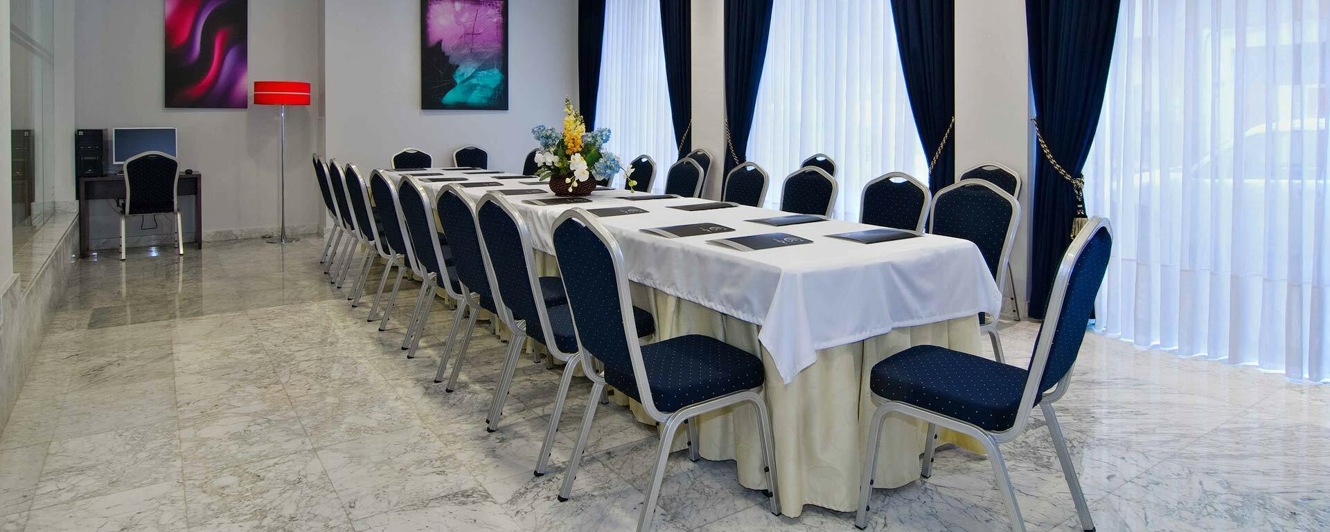 Hotel Castro Real Oviedo Buitenkant foto